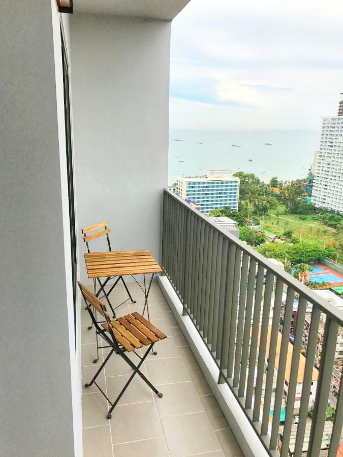 파타야 The Base Highfl Seaview 아파트 외부 사진