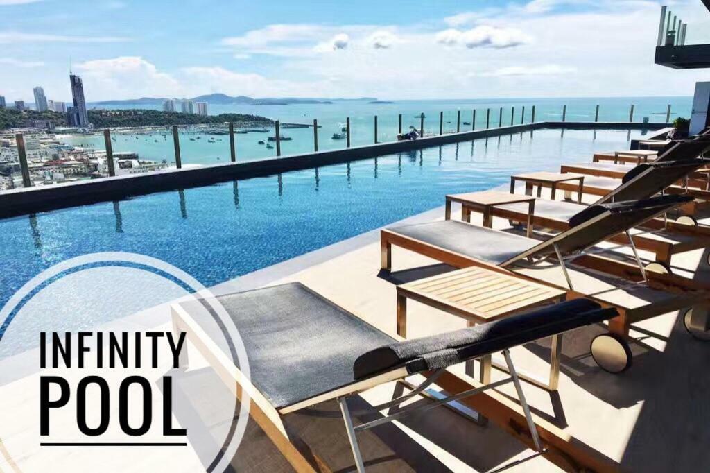 파타야 The Base Highfl Seaview 아파트 외부 사진